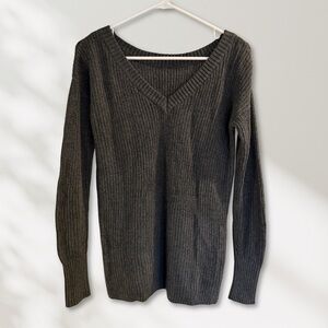 Women's Garage V-Neck Sweater - Grey